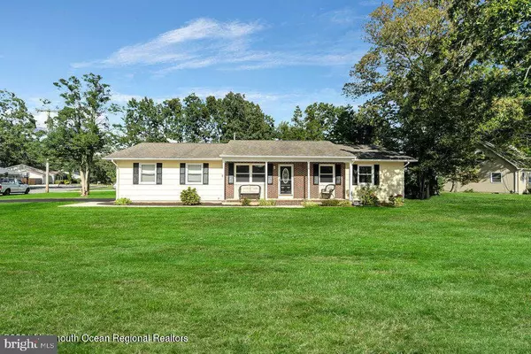 Forked River, NJ 08731,124 OAKWOOD PL