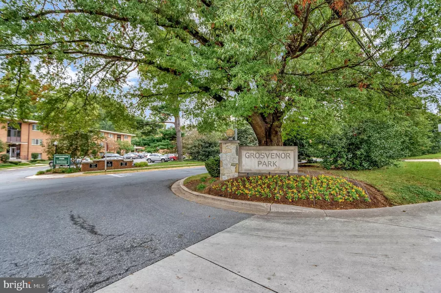 10224 ROCKVILLE PIKE #201, Rockville, MD 20852