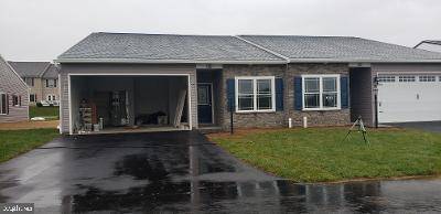 8888 ORIOLE CT, Waynesboro, PA 17268