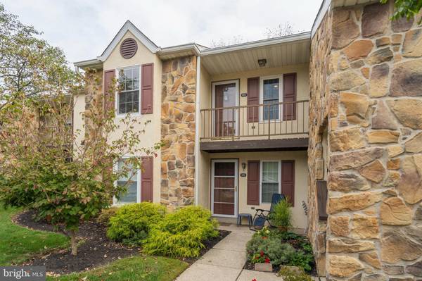 182 VALLEY STREAM, Chesterbrook, PA 19087