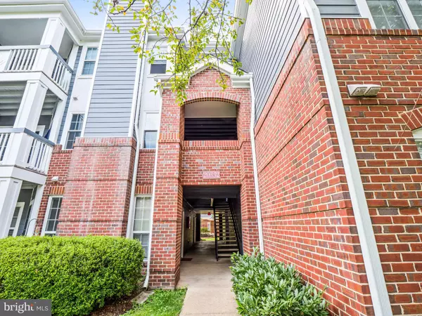 20332 BEECHWOOD TERRACE #102, Ashburn, VA 20147