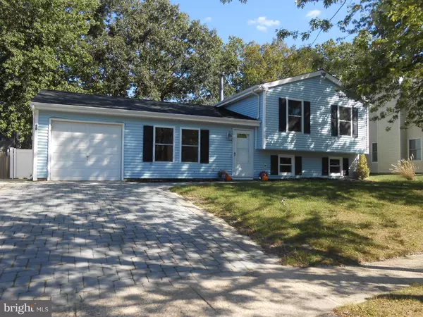 56 VILLAGE DR, Barnegat, NJ 08005