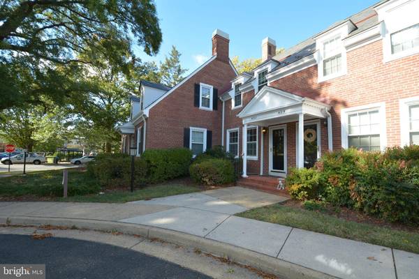 Arlington, VA 22206,4321 35TH STREET S