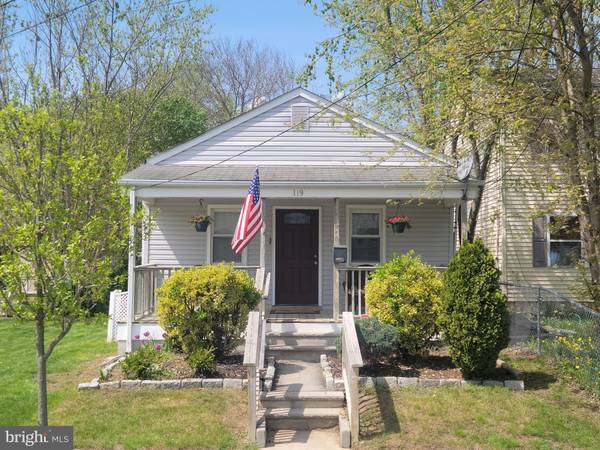 119 ELIZABETH ST, Bordentown, NJ 08505