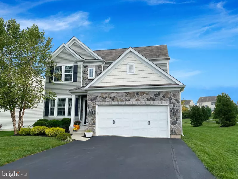 828 S HAINES CIR, Downingtown, PA 19335