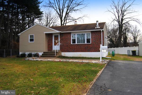 533 S WARMINSTER RD, Hatboro, PA 19040