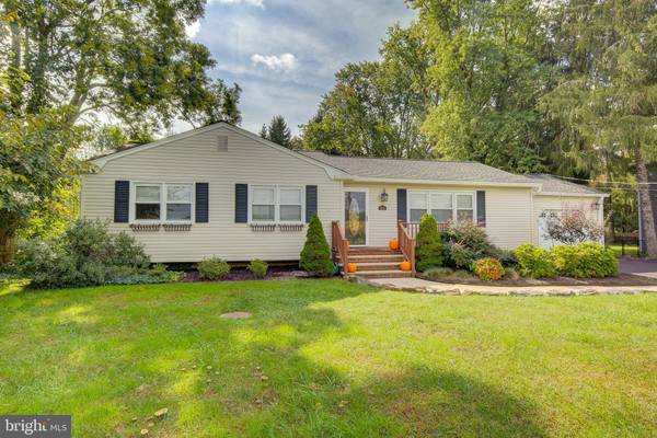 804 WINDSOR PERRINEVILLE, East Windsor, NJ 08520