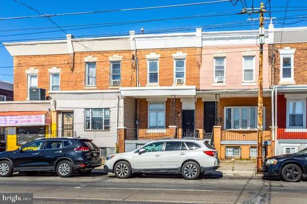 5725 WOODLAND AVE, Philadelphia, PA 19143