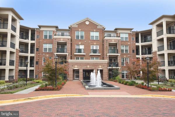 2903 SAINTSBURY PLZ #105, Fairfax, VA 22031