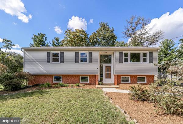 5116 AMPTHILL DR, Alexandria, VA 22312