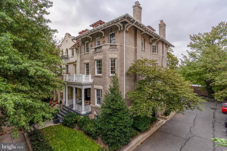 2615 WOODLEY PLACE NW, Washington, DC 20008