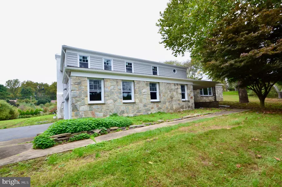 556 GRUBBS MILL RD, West Chester, PA 19380