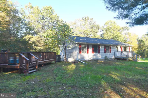 Berkeley Springs, WV 25411,165 VAN CLEVE LN