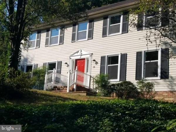 26 LORD FAIRFAX DR, Fredericksburg, VA 22405