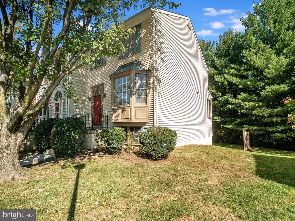 Woodbridge, VA 22193,3307 ESQUARRE CT