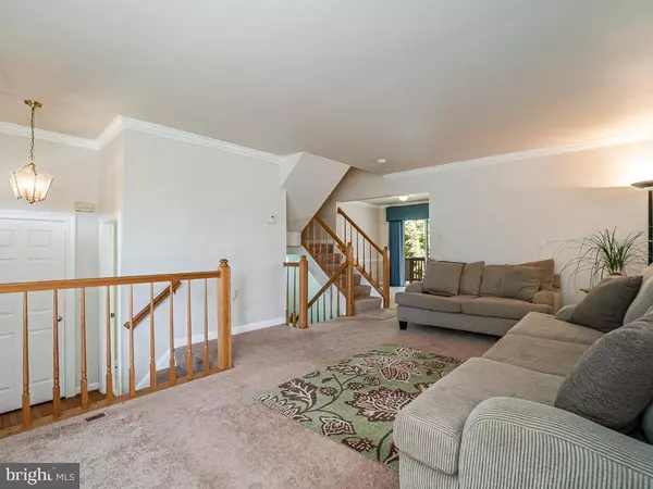 Woodbridge, VA 22193,3307 ESQUARRE CT