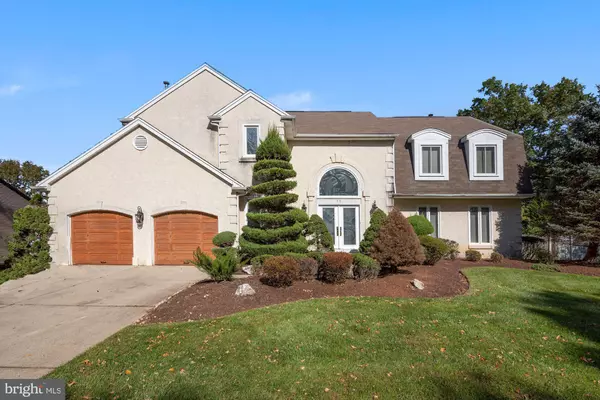 11 FULTON DR, Mount Laurel, NJ 08054