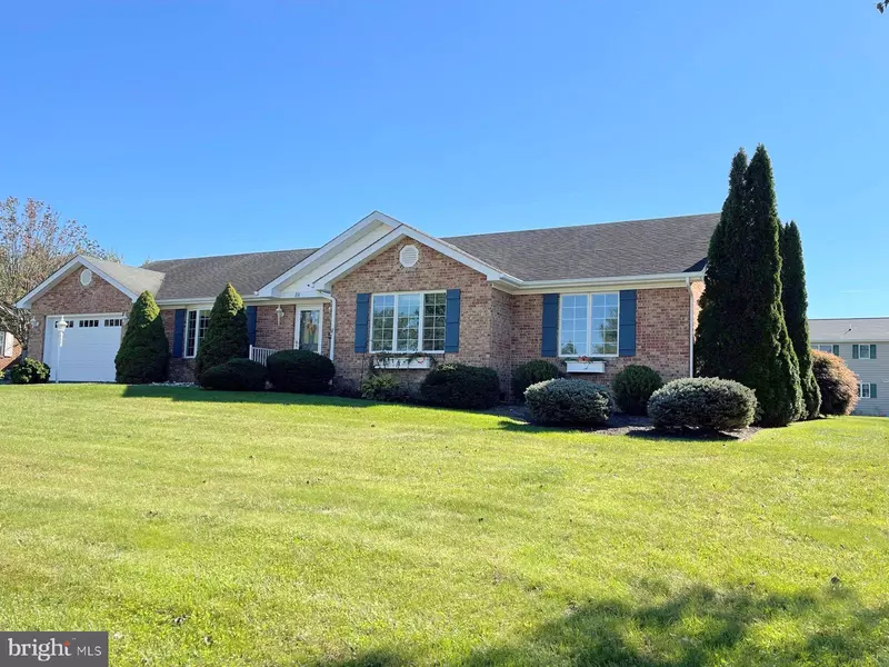 20 MEADOW LN, Luray, VA 22835