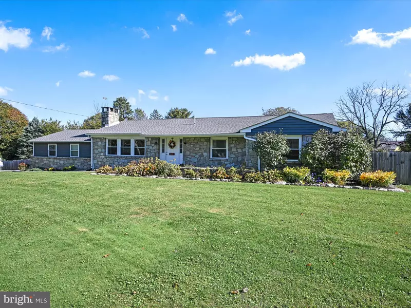 631 WATER ST, Honey Brook, PA 19344