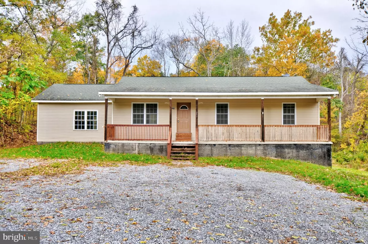 Augusta, WV 26704,257 HITCHWOOD DRIVE