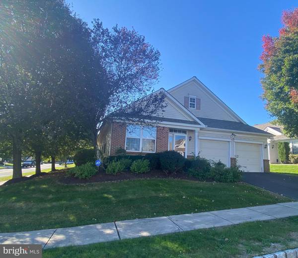 6 BLUEBONNET RD, Langhorne, PA 19047