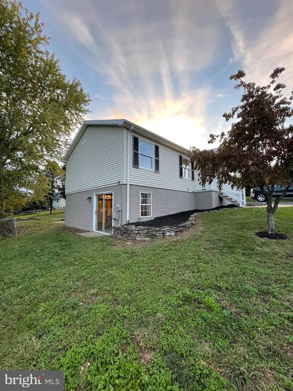 Martinsburg, WV 25404,29 YARROW CIR