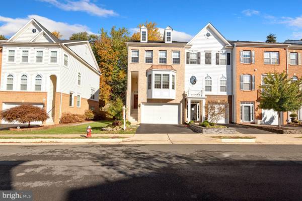 7812 LOCUST LEAF LN, Alexandria, VA 22315