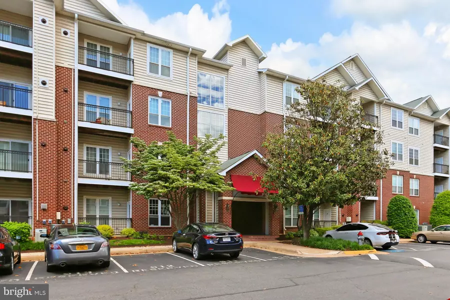 1570 SPRING GATE #7101, Mclean, VA 22107