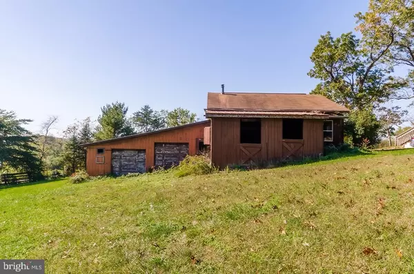 Hedgesville, WV 25427,110 POTATO HILL ST