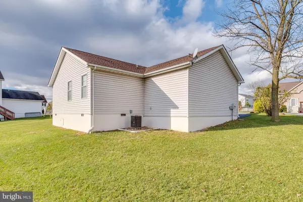 Martinsburg, WV 25401,32 CLEMATIS CT