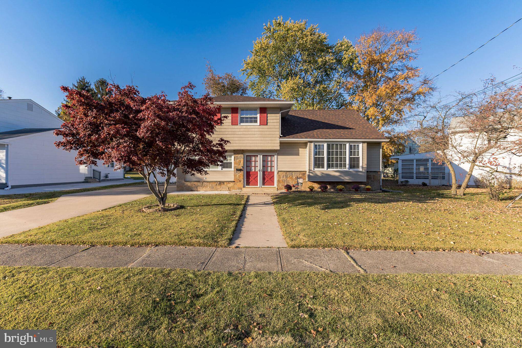 Glassboro, NJ 08028,2 SHERWOOD LN