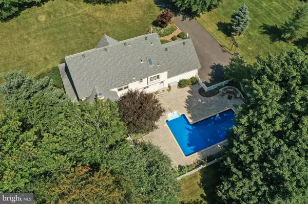 Belle Mead, NJ 08502,28 HERITAGE WAY