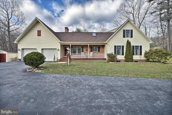 155 COFFEETOWN RD, Dillsburg, PA 17019