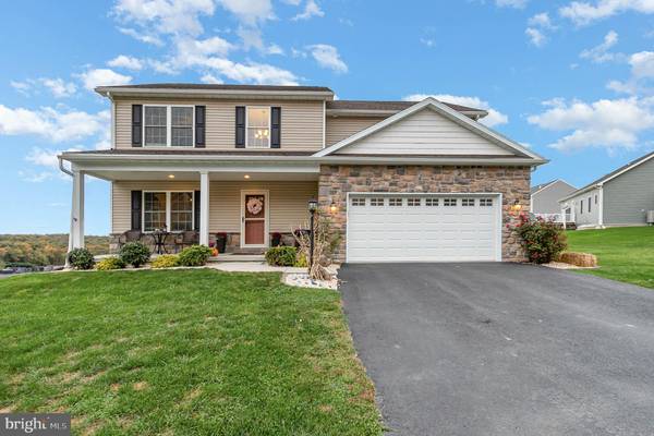 310 THOROUGHBRED DR, York Haven, PA 17370