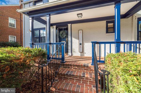 2808 DAVIS AVE, Alexandria, VA 22302