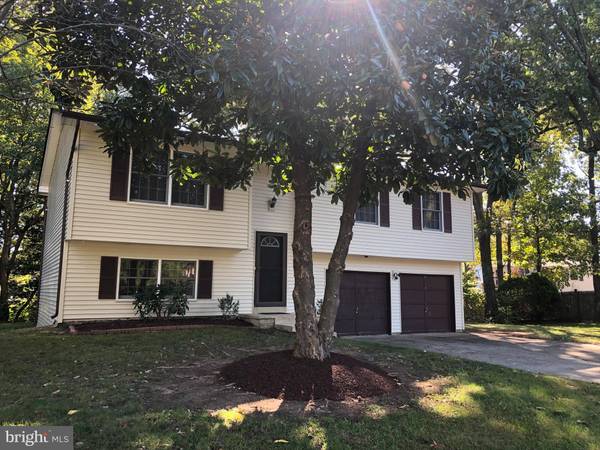 5 WALNEY CT, Waldorf, MD 20602