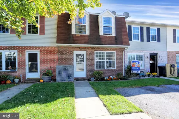 17 COURTLAND ST, Taneytown, MD 21787