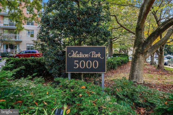 5000 BATTERY LN #903, Bethesda, MD 20814