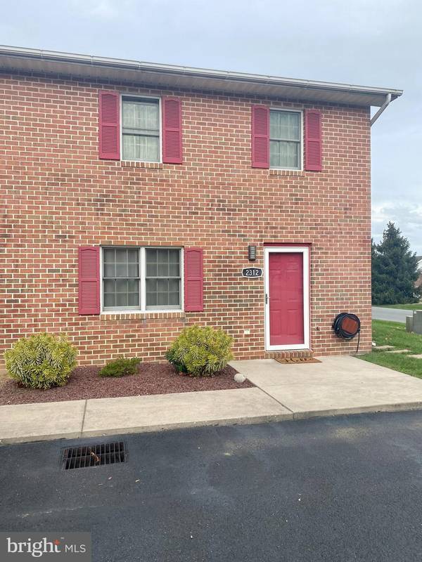 2312 MCCLEARY DR, Chambersburg, PA 17201