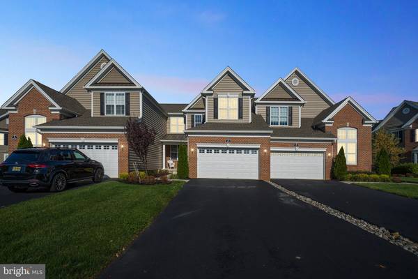 158 SARAZEN DR, Moorestown, NJ 08057