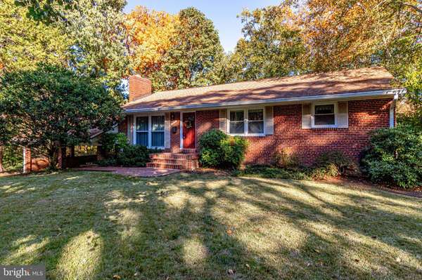 5835 LOWELL AVE, Alexandria, VA 22312