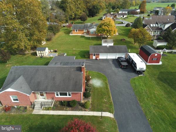 678 S WASHINGTON ST, Greencastle, PA 17225