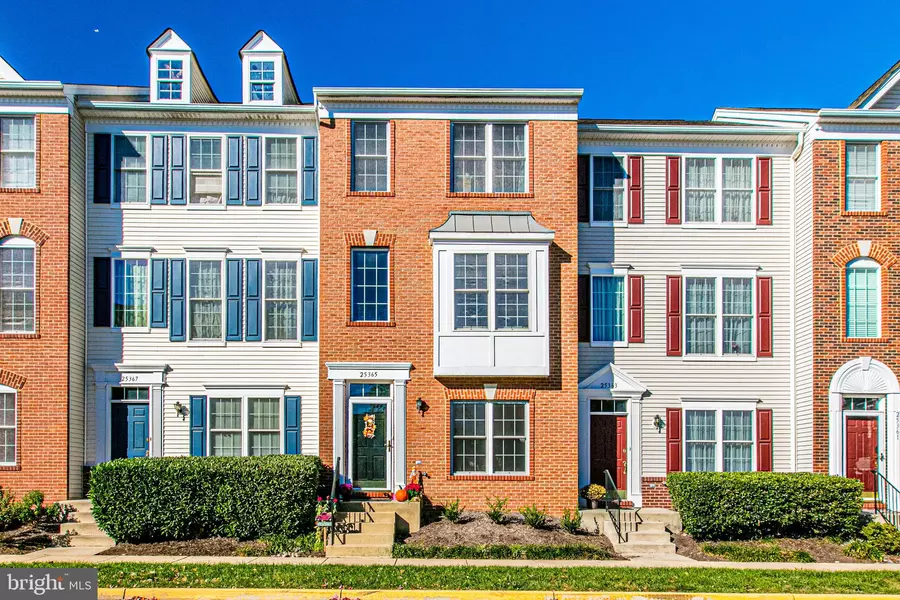 25365 SHIPLEY TER, Chantilly, VA 20152