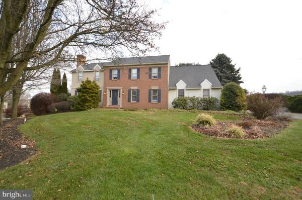 77 WYNDMERE WAY, Willow Street, PA 17584