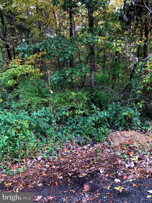 7607 OLD CAROLINA RD, Gainesville, VA 20155