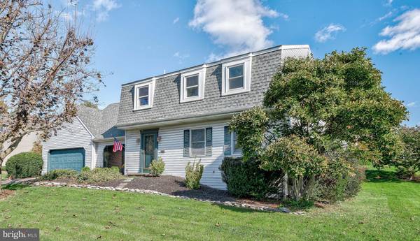 406 CHEROKEE DR, Mechanicsburg, PA 17050