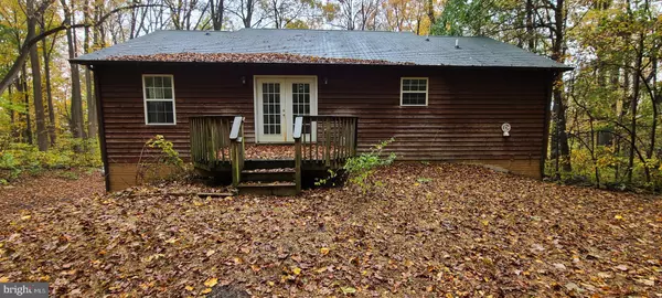 Linden, VA 22642,400 CHIPMUNK TRAIL LN