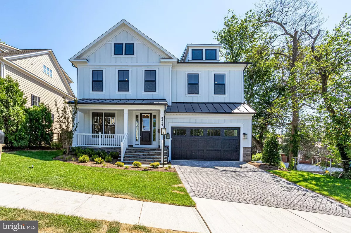 Vienna, VA 22180,1101 COTTAGE ST SW