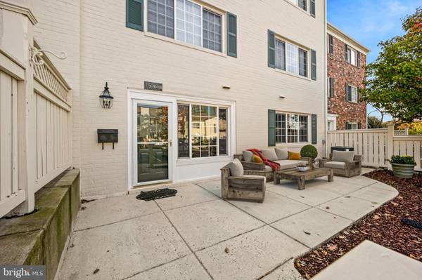 1581 N VAN DORN STREET ST #B, Alexandria, VA 22304