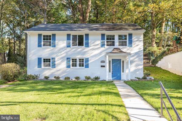 3825 LARCHWOOD RD, Falls Church, VA 22041